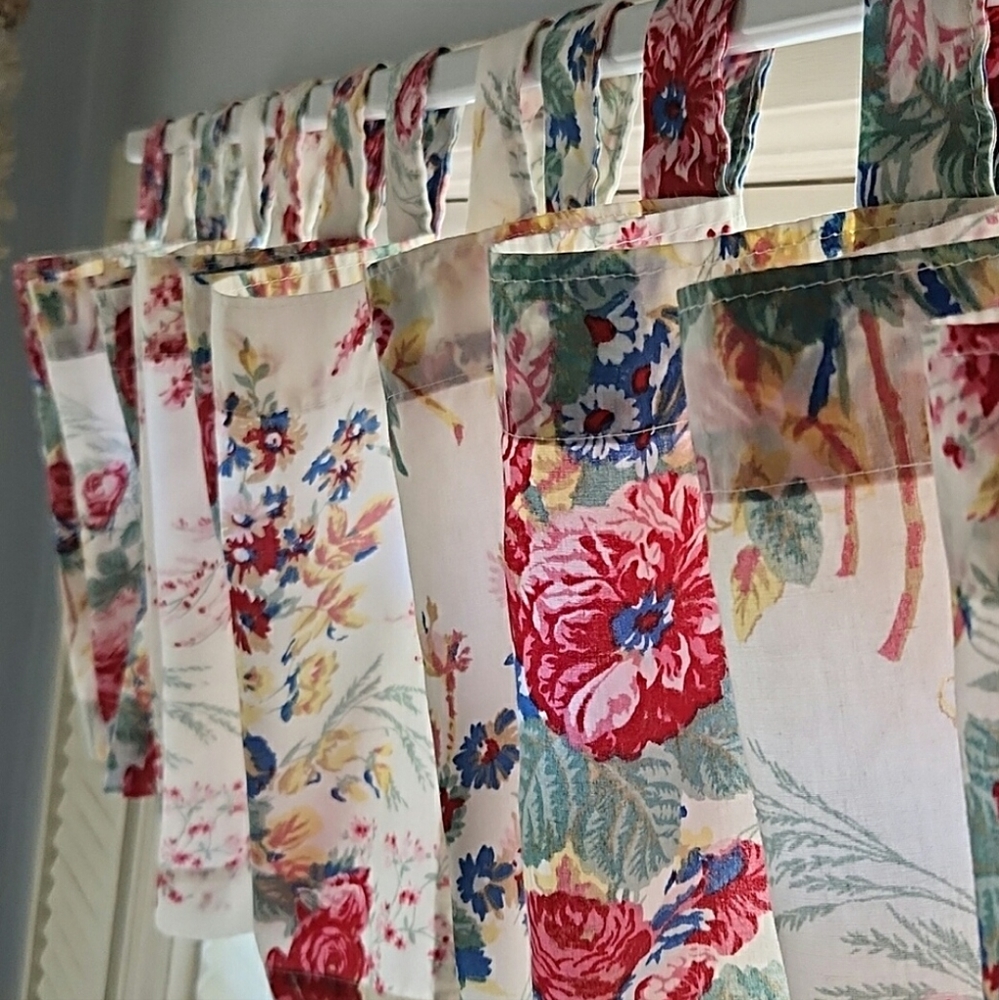 Country Farmhouse window valances. Set of two.